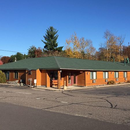 Northwoods Inn & Suites Minocqua Exterior photo